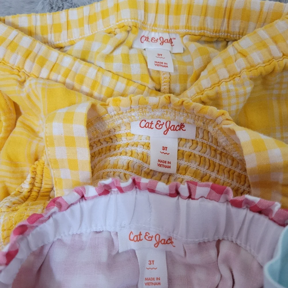 Toddler Girl Gingham And Cotton Summer Set Bundle - Picture 4 of 7